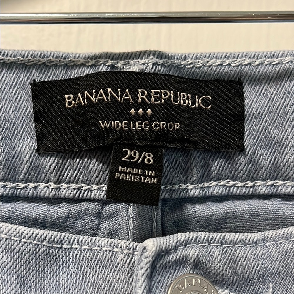 Banana Republic Women's Light Blue Ankle Crop Jeans